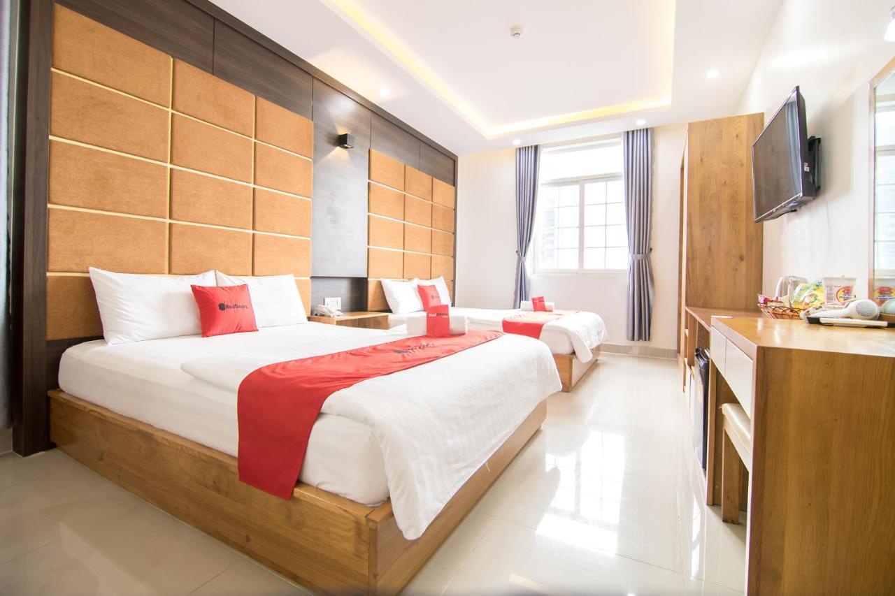 Reddoorz Plus Near Lotte Mart Cong Hoa Ho-Chi-Minh-Stadt Exterior foto